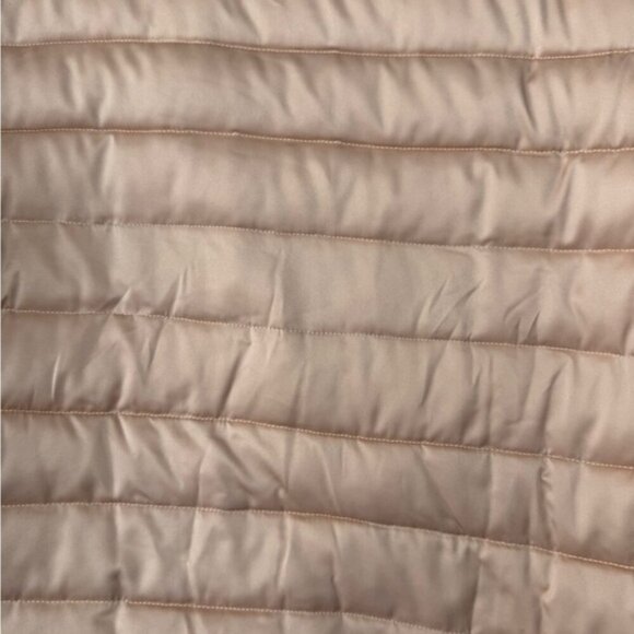 Elisabetta Franchi Peach Quilted Crop Coat - Size 46 (US 10) - Picture 13 of 16